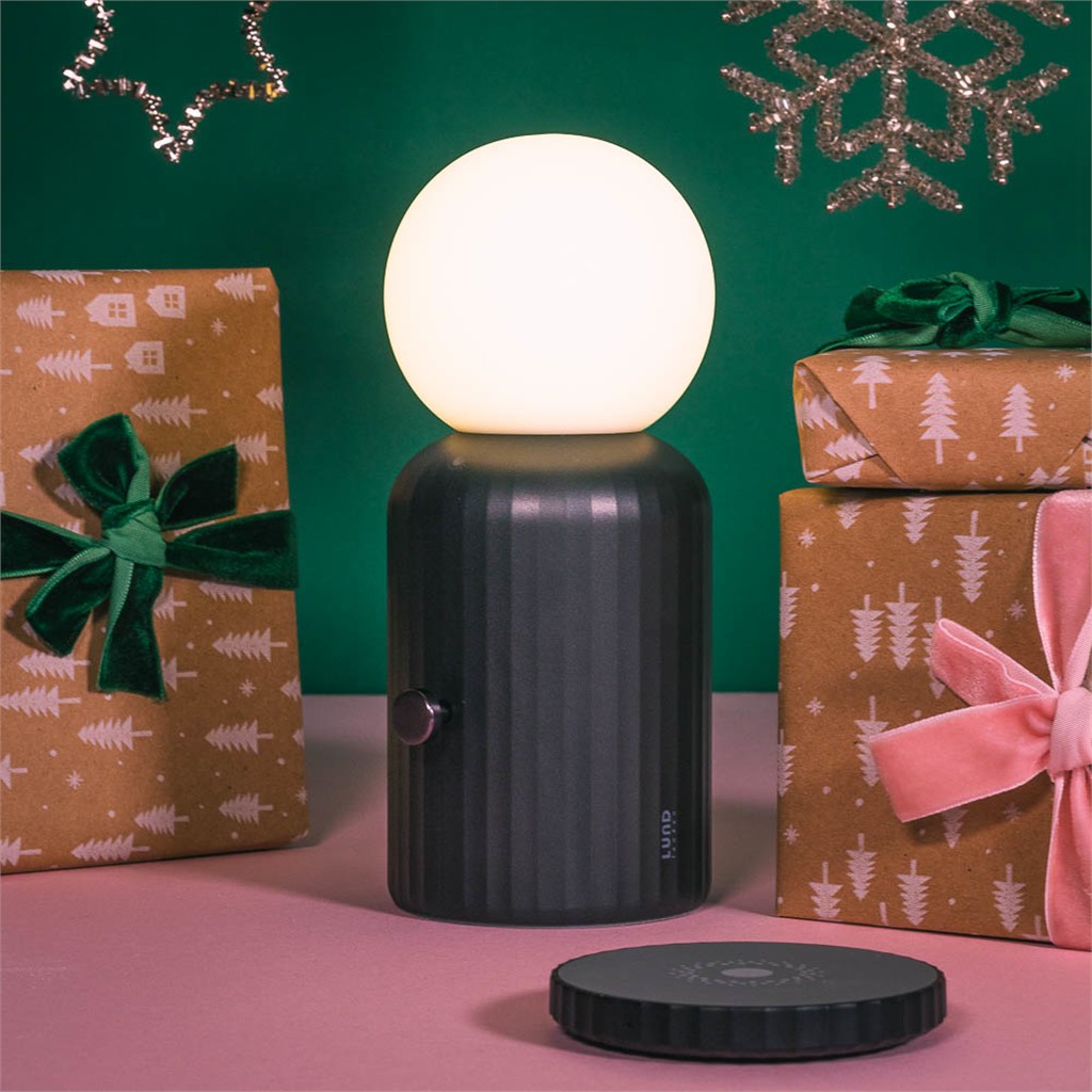 Wireless Lamp and Charger