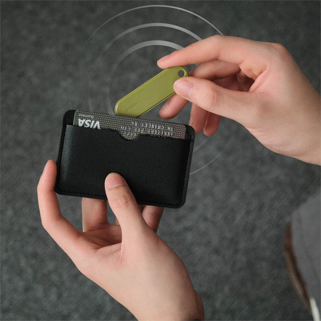 Universal Tracker