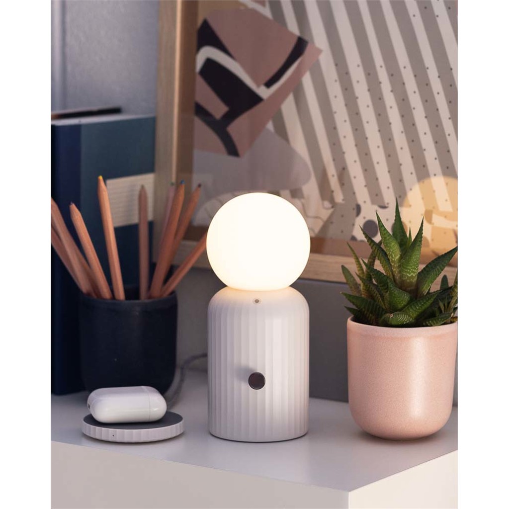 Wireless Lamp and Charger